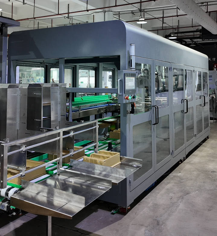 装托装盒一体机